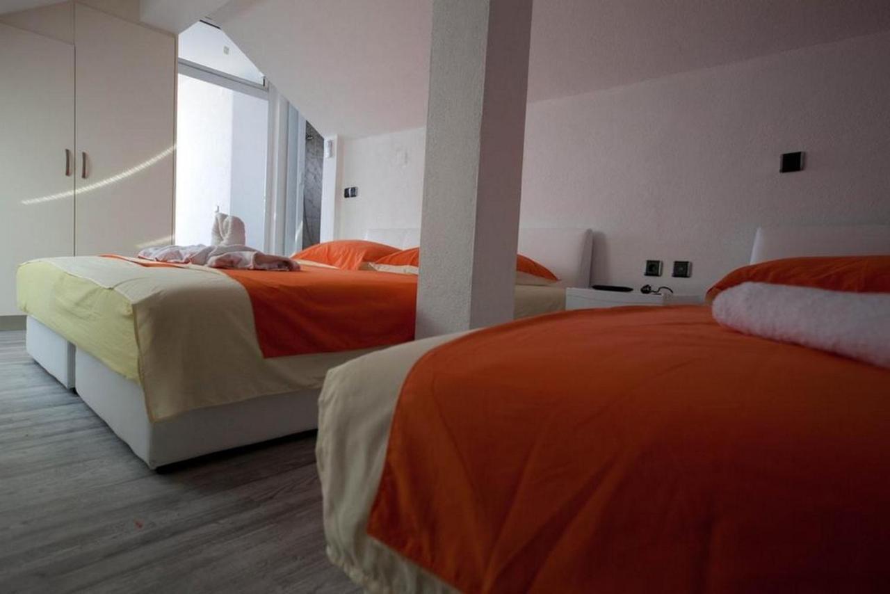 Rooms Aladino โตรกีร์ ห้อง รูปภาพ